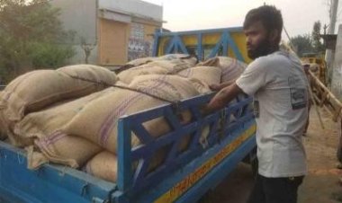 কেরানীগঞ্জে বিপুল পরিমাণ টিসিবির পণ্য জব্দ