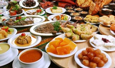 সেহরি ও ইফতারের জন্য আদর্শ খাবার ও পুষ্টি