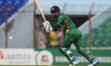 রনির ফিফটি