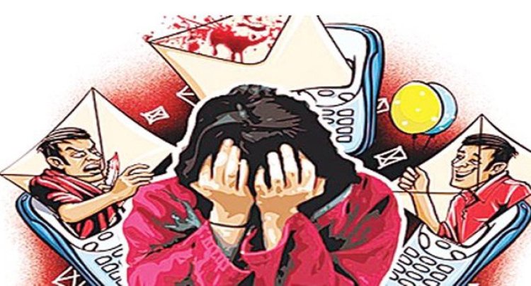 বাড়ছে সাইবার অপরাধ, শিকার হচ্ছে নারী-শিশু
