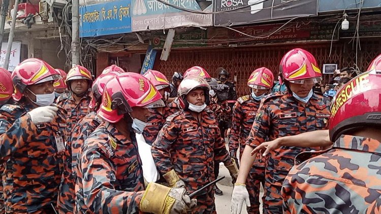 সিদ্দিকবাজারে বিস্ফোরণের ঘটনায় গ্রেপ্তার ৩