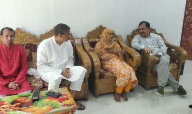 অন্তরীণ সাংবাদিক শামসুজ্জামানের বাসায় বিএনপির মিডিয়া সেল