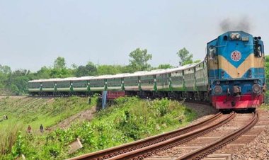 রেলক্রসিং পার হতে গিয়ে প্রাণ গেল প্রকৌশলীর