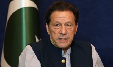 তুরস্ক অথবা মিয়ানমার হওয়ার মাঝপথে দাঁড়িয়ে পাকিস্তান: ইমরান