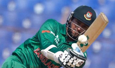 সেঞ্চুরির আক্ষেপ নিয়ে ফিরলেন সাকিব