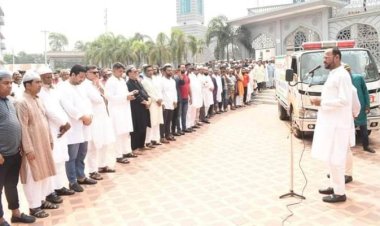 আড়াইহাজারে নিহত যুবদল নেতা মাহবুবের জানাজা অনুষ্ঠিত