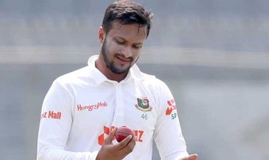 সাকিব কেন বোলিং করেননি জানেন না কোচ