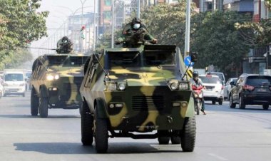 মিয়ানমারে বেড়েছে সংঘর্ষ, দেশ ছাড়ছে হাজারও মানুষ