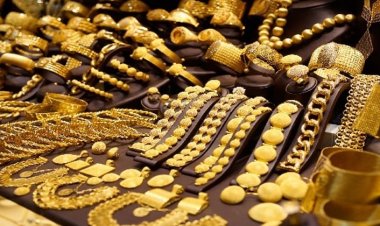 সোনার আউন্স ছাড়ালো দুই হাজার ডলার