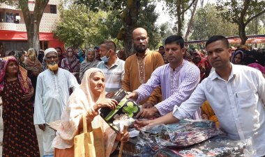 কাপাসিয়ায় 'ফজিলা আলী ফাউন্ডেশনে'র উদ্যোগে অসহায়দের মাঝে ঈদ উপহার ও নগদ অর্থ বিতরণ