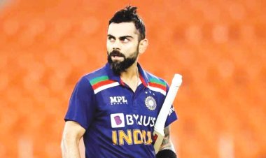 এবার হাফসেঞ্চুরিয়ান কোহলিকে নিয়ে সমালোচনা