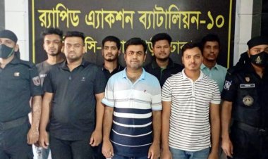 সিদ্ধিরগঞ্জে অবৈধ মোবাইলসহ গ্রেফতার ৭