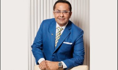 ফুটপাতের বিক্রেতা থেকে ১৮ হাজার কোটি রুপির মালিক