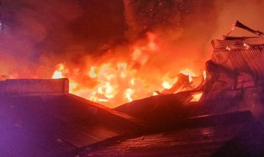 বিএনপি বাজার বস্তিতে অগ্নিকাণ্ড