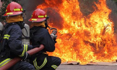 নারায়ণগঞ্জে ওষুধ কারখানায় আগুন, নিয়ন্ত্রণে ২ ইউনিট   