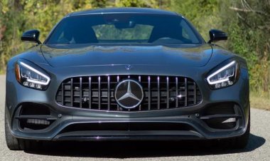 জনসেবা করতে’ মহাসড়কে গাড়ি চালিয়ে কোটি কোটি টাকা ওড়ালেন এক ব্যক্তি