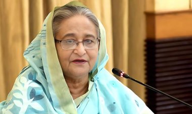 বঙ্গবাজারে ক্ষতিগ্রস্তদের ৯ কোটি টাকা দিলেন প্রধানমন্ত্রী