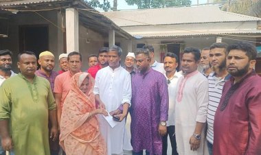 গাজীপুরে নিহত যুবদলের দুই নেতার পরিবারকে তারেক রহমানের ঈদ উপহার