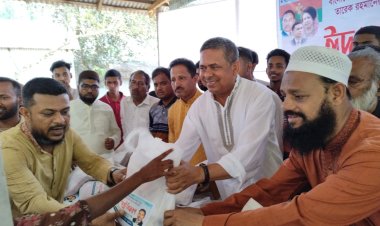 শ্রীপুরে তারেক রহমানের পক্ষে ঈদ সামগ্রী বিতরণ 