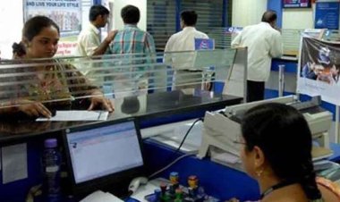 খুলেছে ব্যাংক, লেনদেন ১০টা থেকে সাড়ে ৩টা