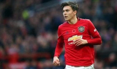 ১৩ গোলের টাইব্রেকার জিতে ফাইনালে ম্যান ইউ