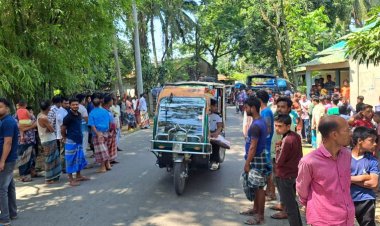 নেত্রকোণায় পিকআপ-অটোরিকশার সংঘর্ষে নিহত ২