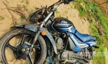 বাসের ধাক্কায় মোটরসাইকেলের দুই আরোহী নিহত