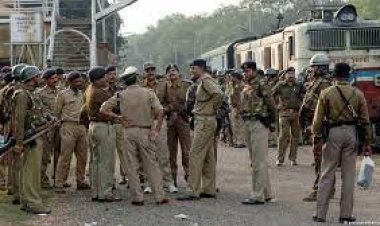 ভারতের ছত্তিশগড়ে মাওবাদীদের বোমা হামলা, ১০ পুলিশসহ নিহত ১১