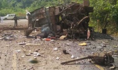 ছত্তিশগড়ে বিস্ফোরণে ১০ পুলিশসহ নিহত ১১