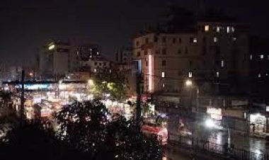 রাজধানীতে ৭৪ কিলোমিটার বেগে ঝড়, হালকা বৃষ্টি