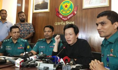 জাপানি নাগরিকের টাকা ছিনতাই করে কক্সবাজার ভ্রমণ, গ্রেপ্তার ৩