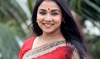 রুনা খান এবার উপস্থাপক