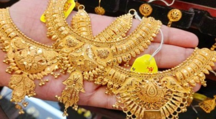 স্বর্ণের দাম প্রায় লাখ টাকা ভরি