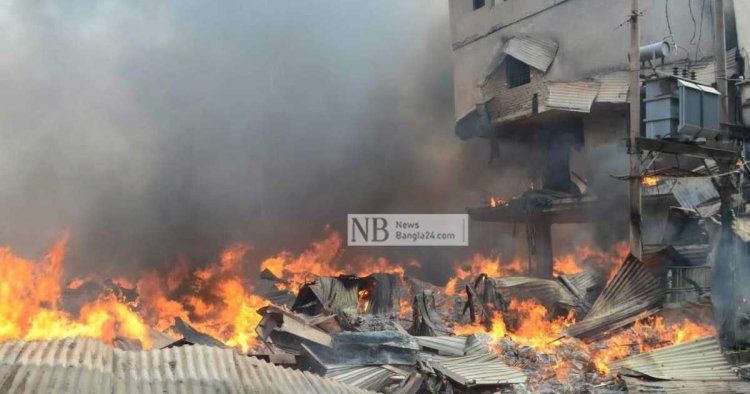 বঙ্গবাজারে আগুন পাঁচ থেকে ছয় হাজার দোকান পুড়ে ছাই: মালিক সমিতি