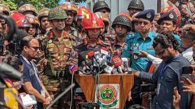 আপনাদের জন্যই জীবন দিচ্ছি, ফায়ার সার্ভিসের ওপর আঘাত কেন : ডিজি