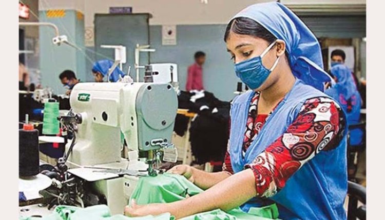 তৈরি পোশাক খাতে রপ্তানি আয় কমছে
