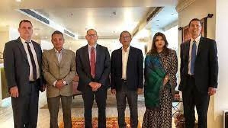 মার্কিন রাষ্ট্রদূতের সঙ্গে বিএনপির ৩ নেতার বৈঠক, অবাধ নির্বাচন নিয়ে আলোচনা