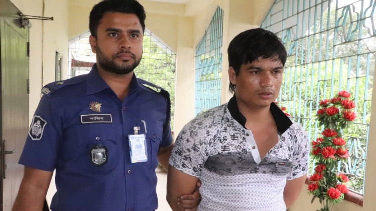 ধর্ষণচেষ্টায় ব্যর্থ হয়ে স্কুলছাত্রীকে খুন করেন গৃহশিক্ষক