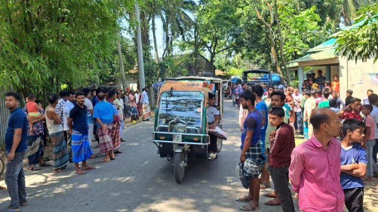 নেত্রকোণায় পিকআপ-অটোরিকশার সংঘর্ষে নিহত ২