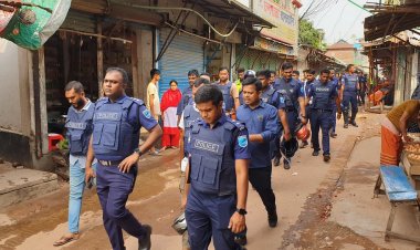 রূপগঞ্জের চনপাড়ায় আবার সংঘর্ষ পুলিশের বিশেষ অভিযানে আটক-১৩