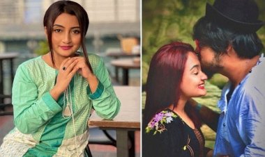 নোবেলকে তালাক দিলেন স্ত্রী