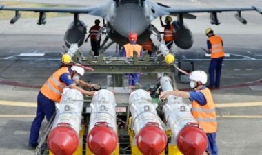 তাইওয়ানকে ৫০ কোটি ডলারের অস্ত্র দিচ্ছে যুক্তরাষ্ট্র