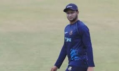 থিতু হয়েও ইনিংস বড় করতে পারলেন না সাকিব