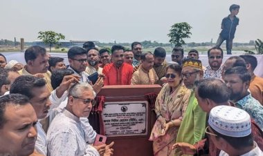 কাপাসিয়ায় শীতলক্ষ্যা নদীতে ড্রেজিং ও তীর রক্ষা বাঁধ নির্মাণ উদ্বোধন