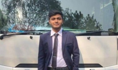 গ্যাস বিস্ফোরণে জবি শিক্ষার্থীর মৃত্যু, বিচার ও ক্ষতিপূরণ দাবি