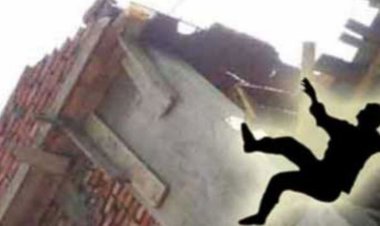 চকবাজারে বহুতল ভবন থেকে পড়ে শ্রমিকের মৃত্যু