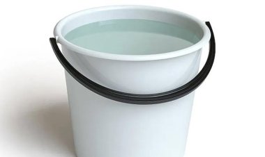 বালতির পানিতে পড়ে প্রাণ গেল ৩ বছরের আরিশার