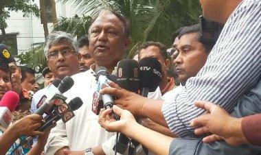 বিশ্ববাজারে দাম না বাড়লেও দেশের ব্যবসায়ীরা বেশি দামে পণ্য বিক্রি করছে: বাণিজ্যমন্ত্রী