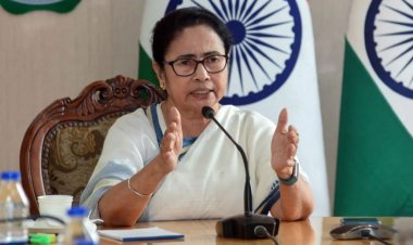 সংকট কাটাতে ডিপ্লোমা-ডাক্তার ও সেমি-ডাক্তার চান মমতা