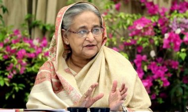 সংবাদ সম্মেলনে প্রধানমন্ত্রী